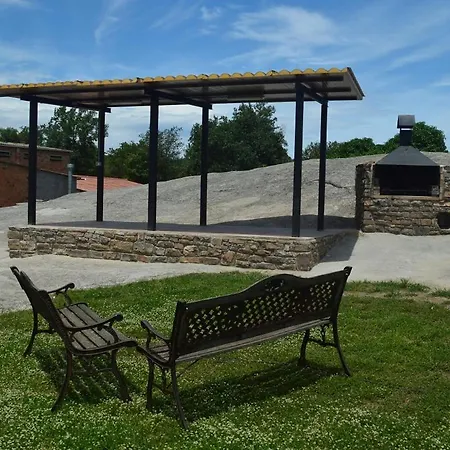 Holiday home Masoveria La Roca *